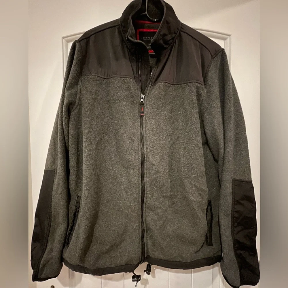 Aeropostale black and gray fleece jacket - Picture 2 of 5